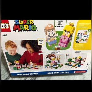 LEGO Adventures with Peach Set - Yellow and Blue